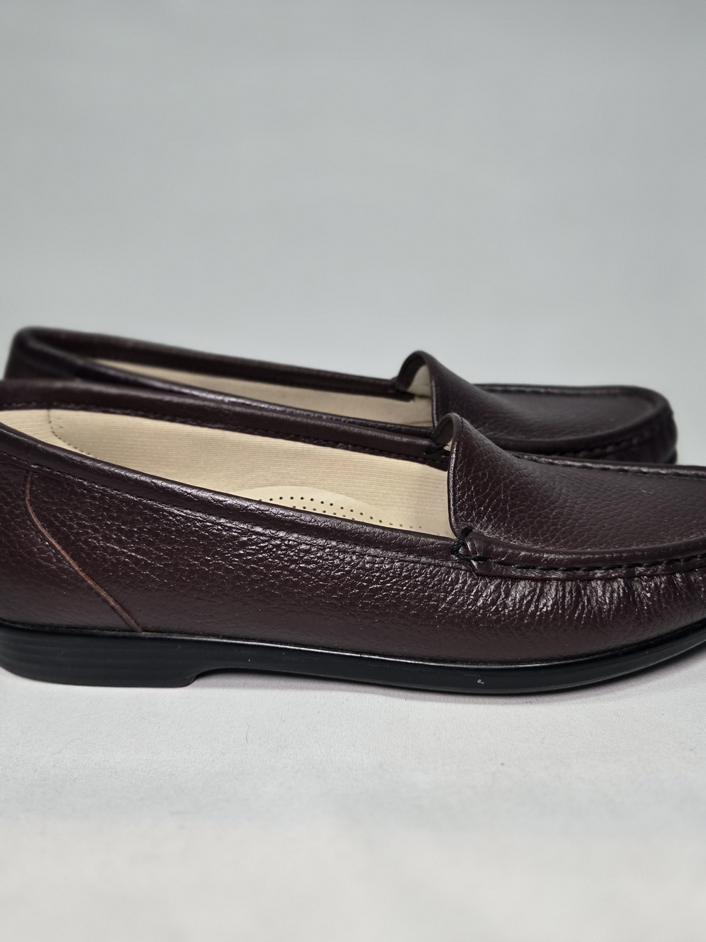 SAS Simplify Leather Slip On Loafers Tripad Comfort Antique Wine Size 8 Slim